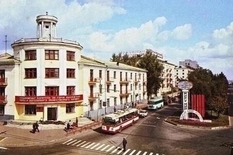 Обзорная экскурсия по улице Горького