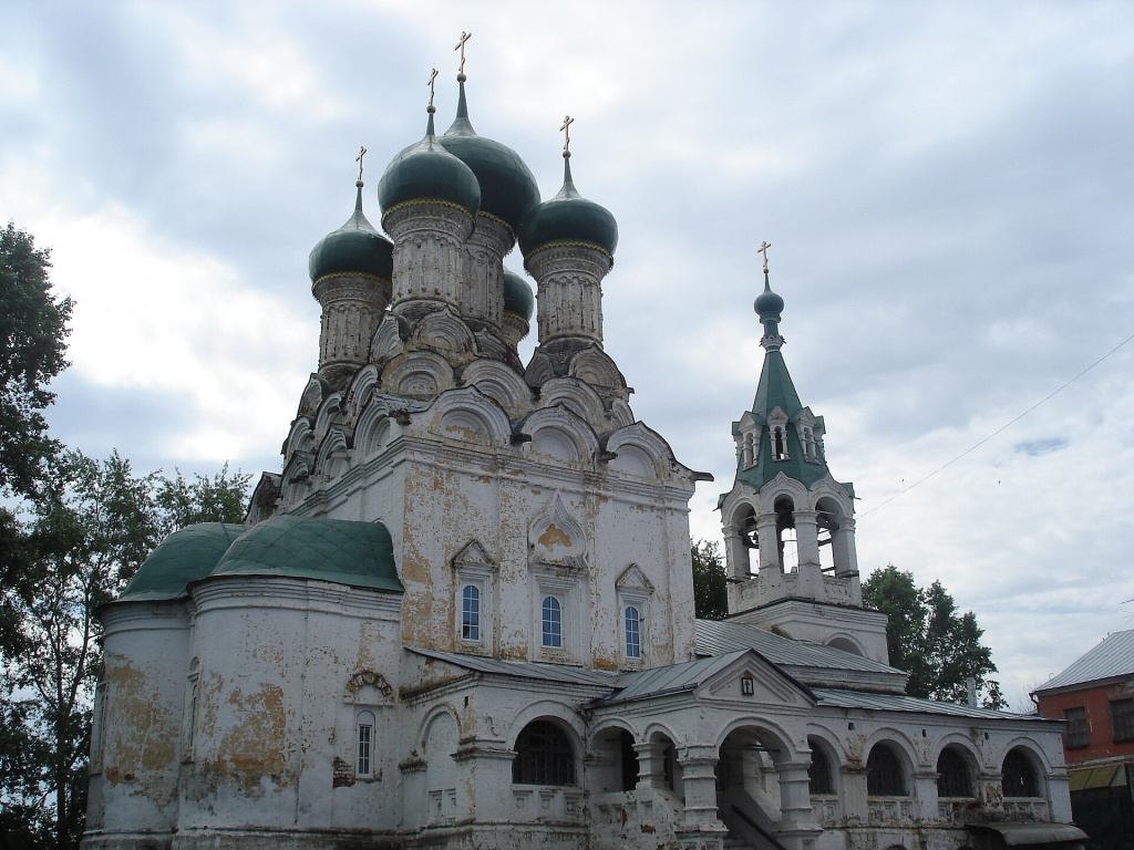Владимир._Богородице-Успенская_церковь.jpg
