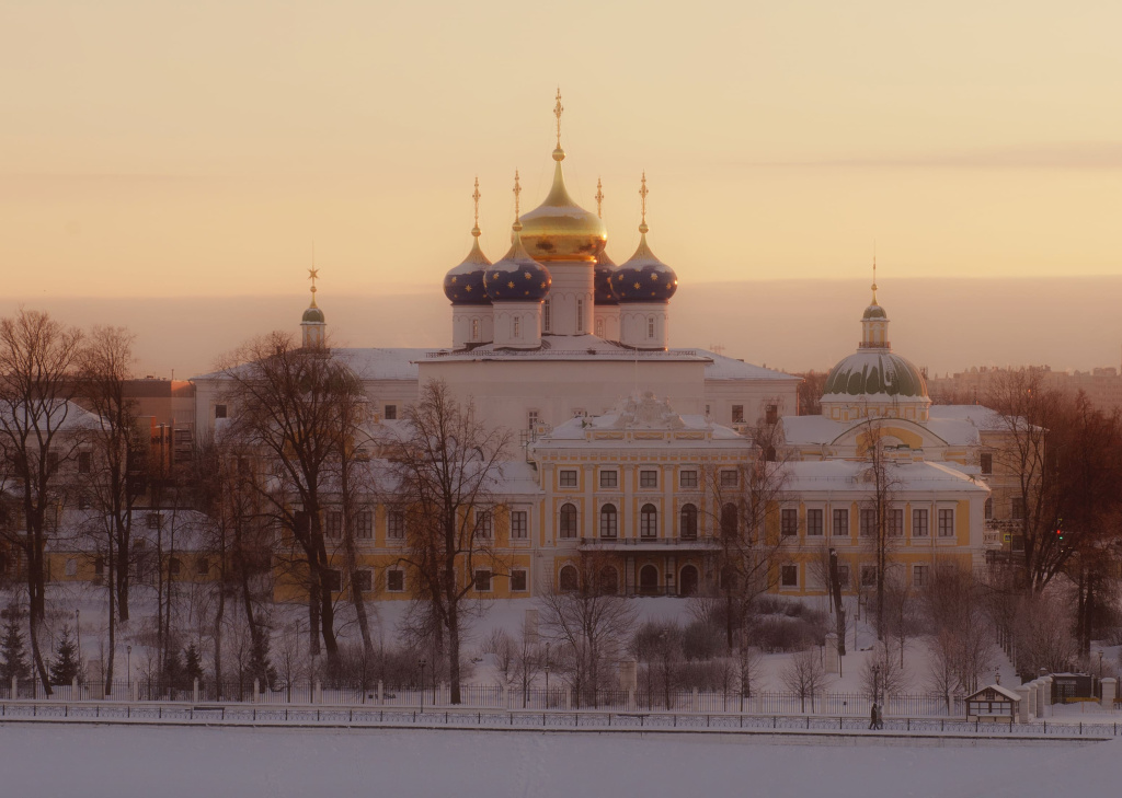 Императорский_путевой_дворец_под_отблеском_фаворского_света-2.jpg