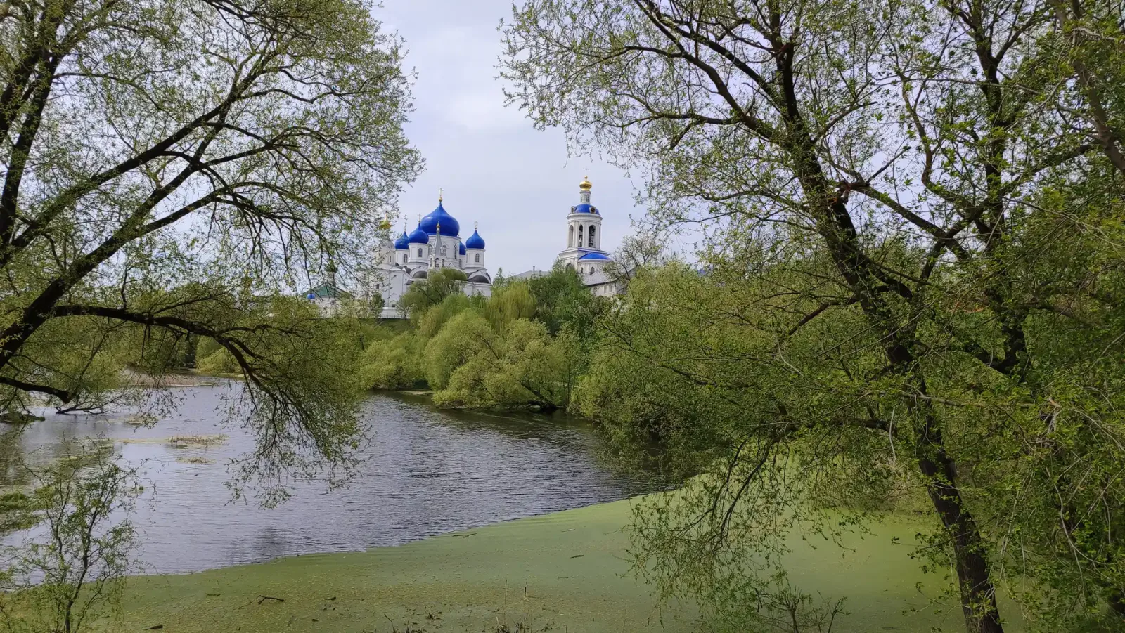 Путешествие в Боголюбово: Андрей Боголюбский и храм Покрова на Нерли