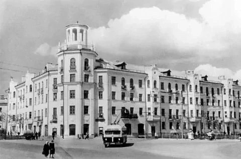 Обзорная экскурсия по улице Горького